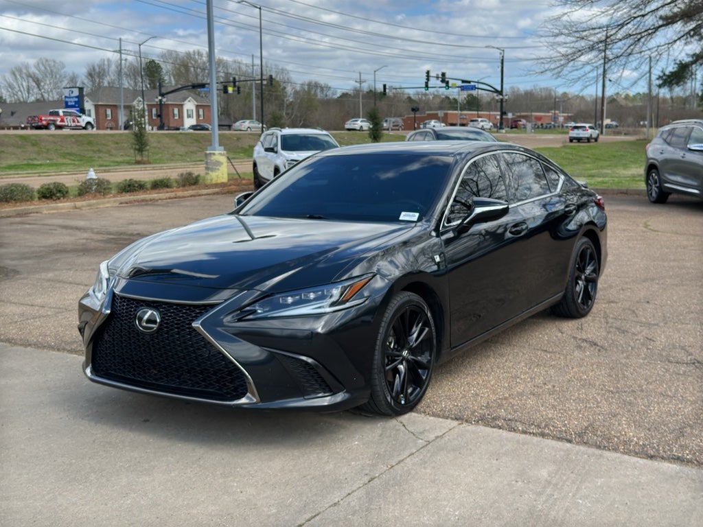 2023 Lexus ES 350 F SPORT Handling