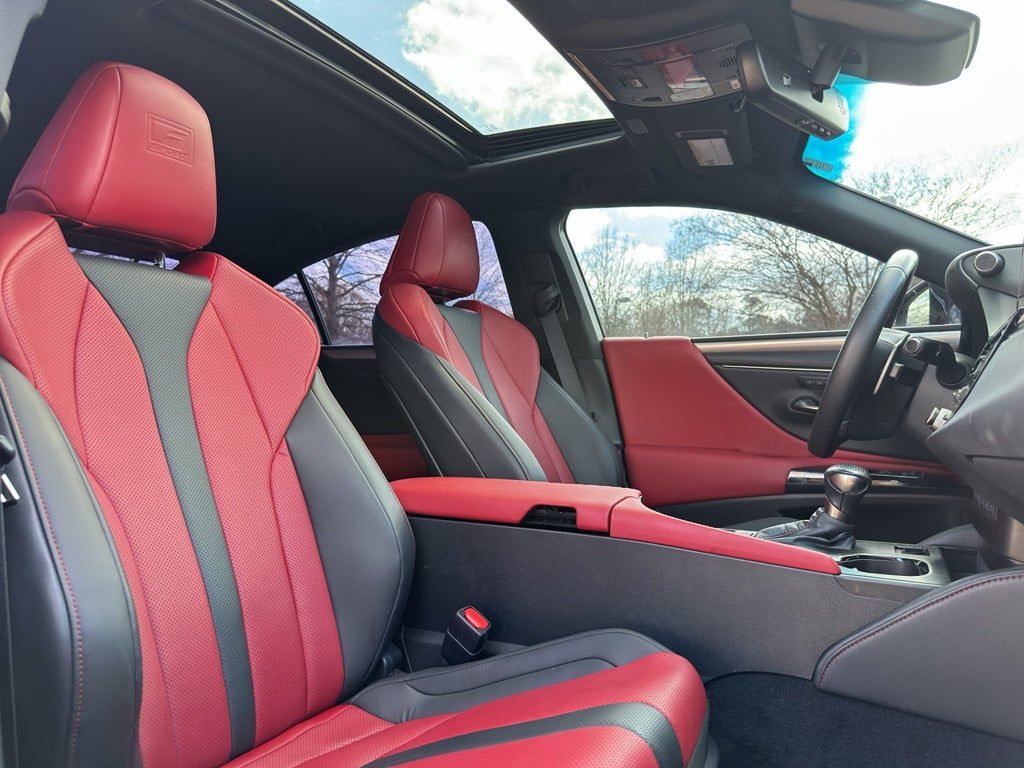 2023 Lexus ES 350 F SPORT Handling