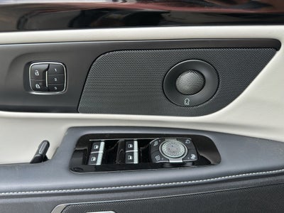 2025 Lincoln Nautilus Reserve