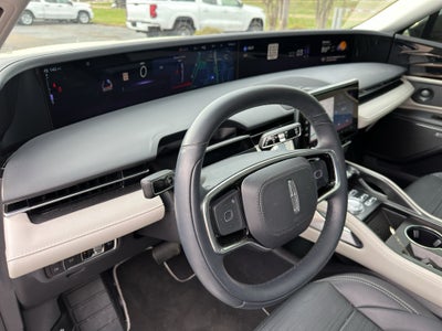 2025 Lincoln Nautilus Reserve