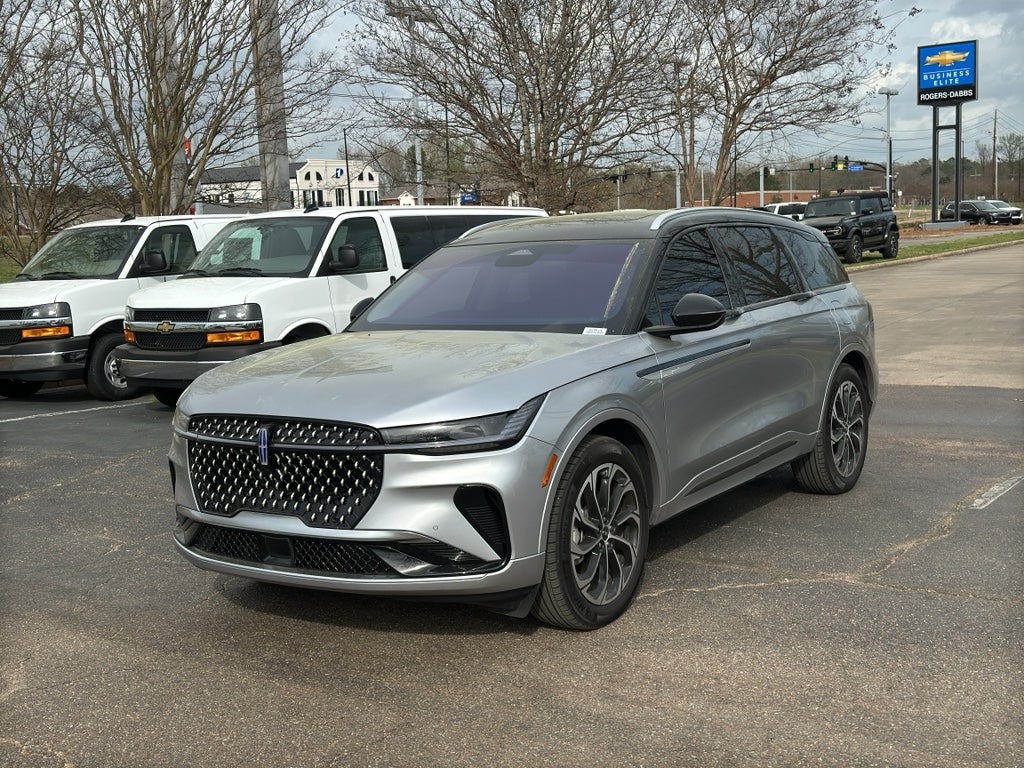 2025 Lincoln Nautilus Reserve