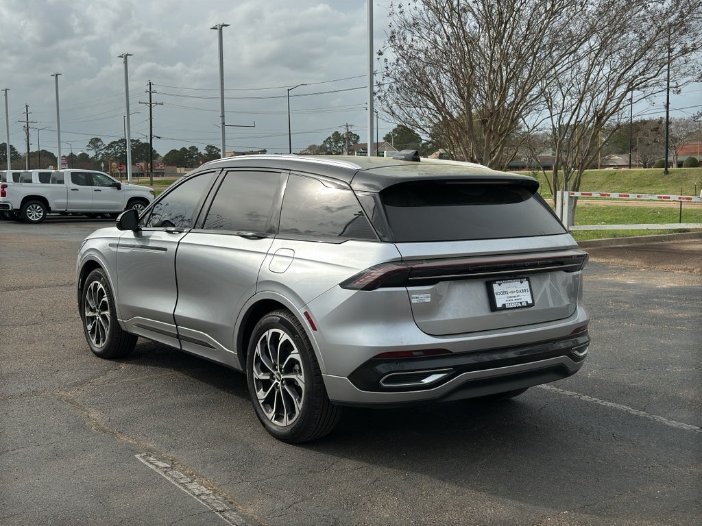 2025 Lincoln Nautilus Reserve