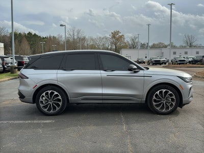 2025 Lincoln Nautilus Reserve