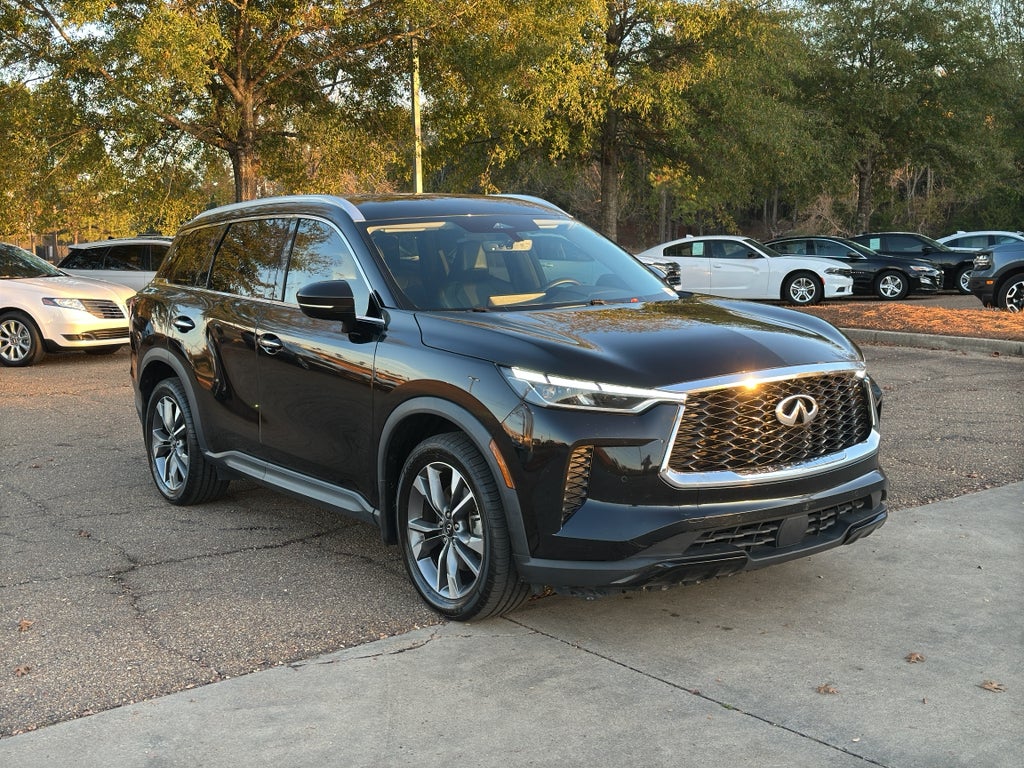 2023 INFINITI QX60 LUXE AWD