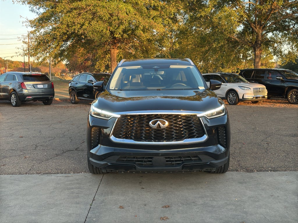 2023 INFINITI QX60 LUXE AWD