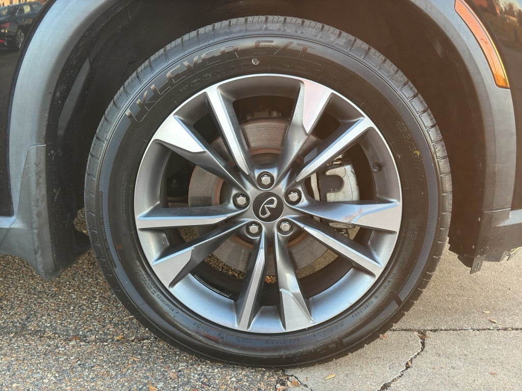 2023 INFINITI QX60 LUXE AWD