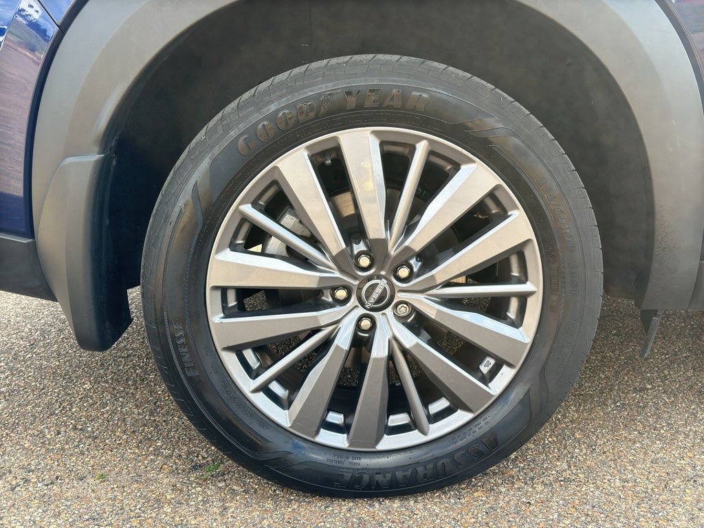 2024 Nissan Pathfinder SL FWD