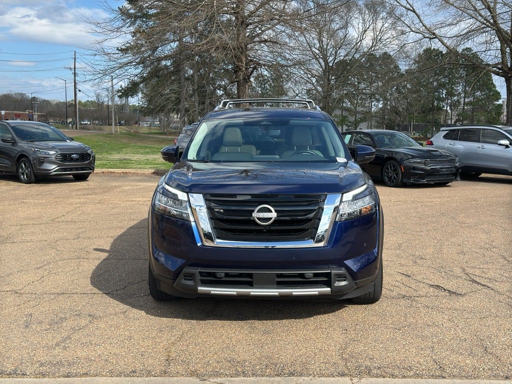 2024 Nissan Pathfinder SL FWD
