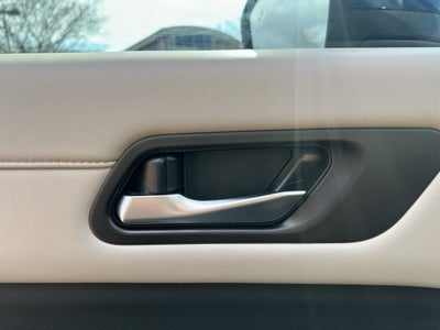 2024 Nissan Pathfinder SL FWD