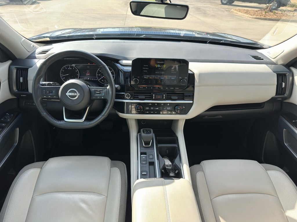 2024 Nissan Pathfinder SL FWD