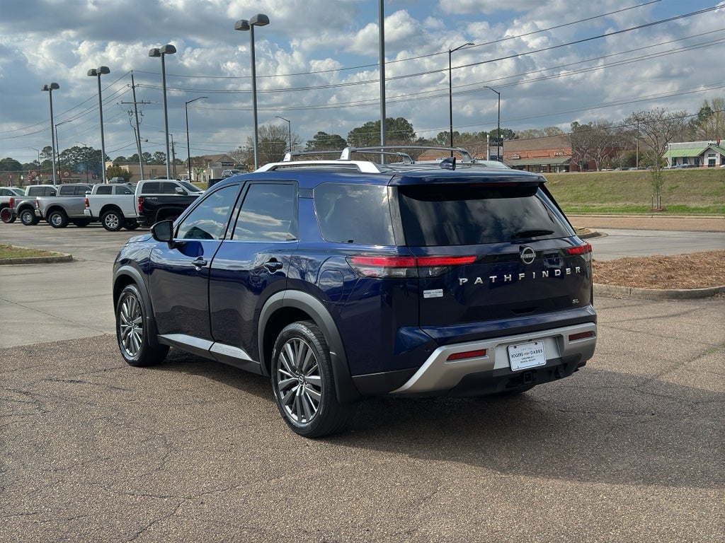 2024 Nissan Pathfinder SL FWD