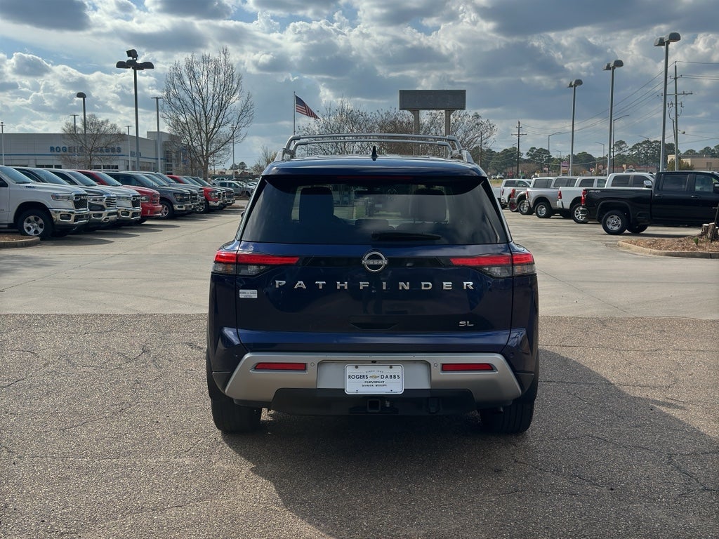 2024 Nissan Pathfinder SL FWD