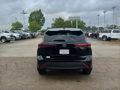 2023 Toyota Highlander L