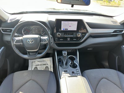 2024 Toyota Highlander LE