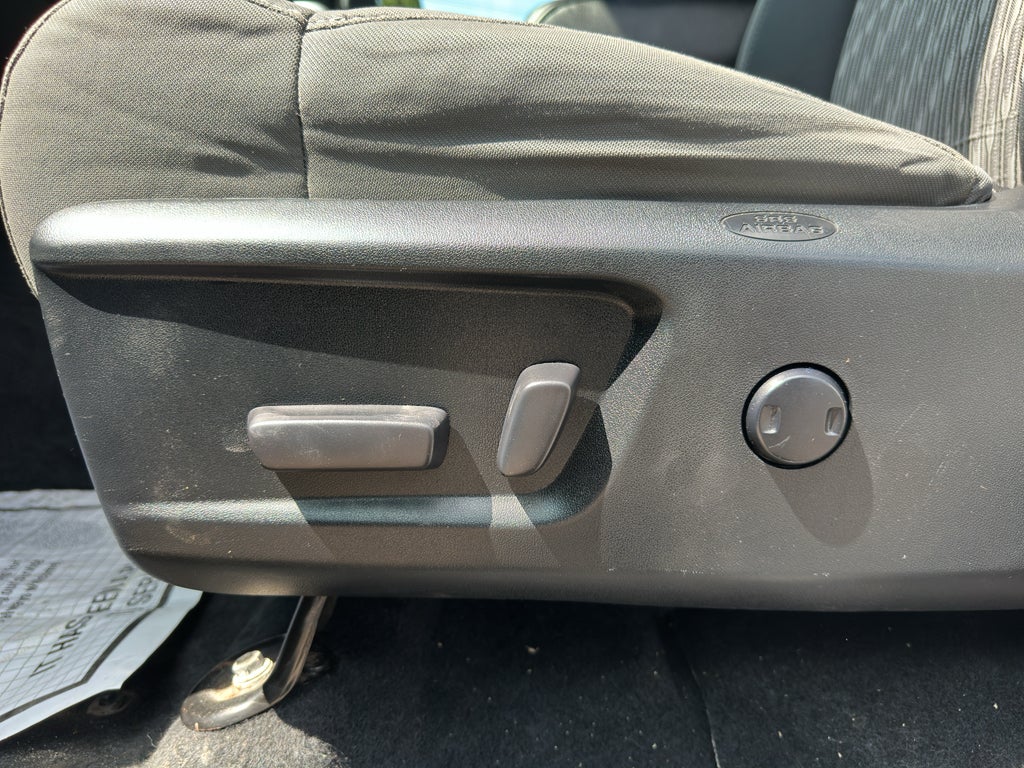 2019 Toyota Tundra SR5 5.7L V8