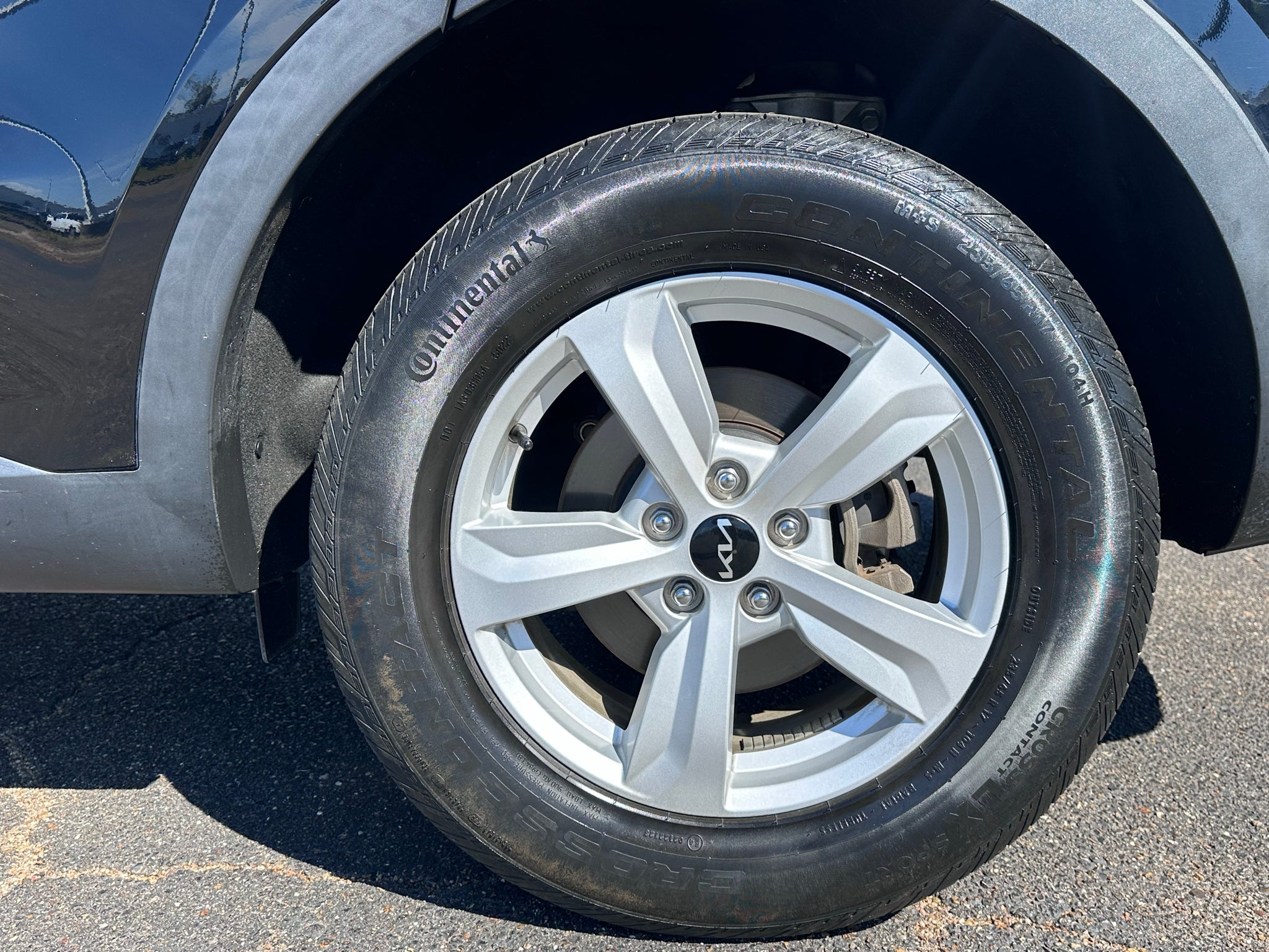 2023 Kia Sorento LX