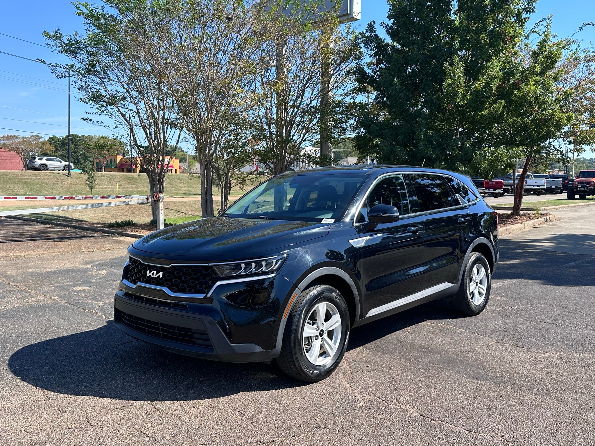2023 Kia Sorento LX