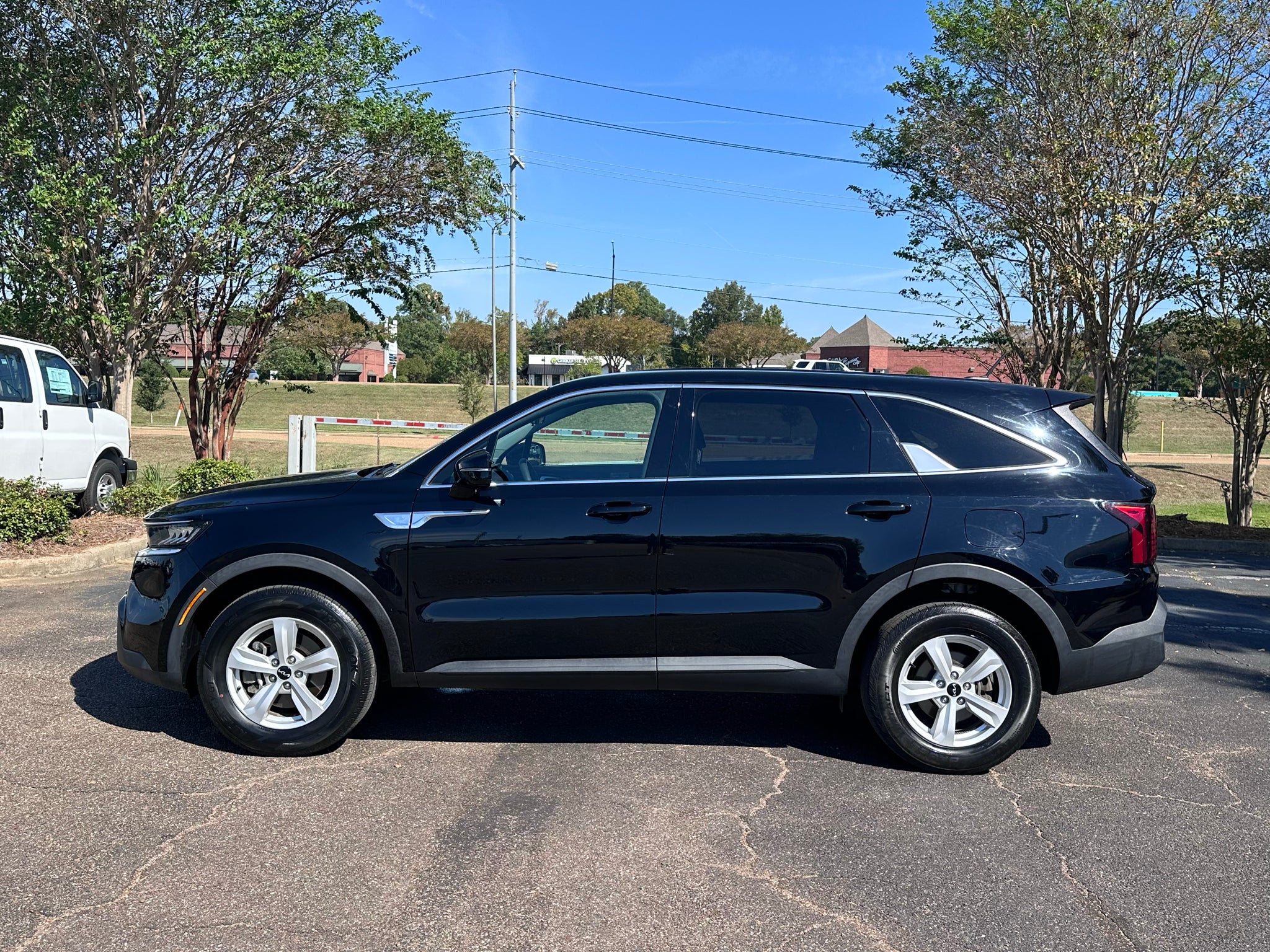 2023 Kia Sorento LX