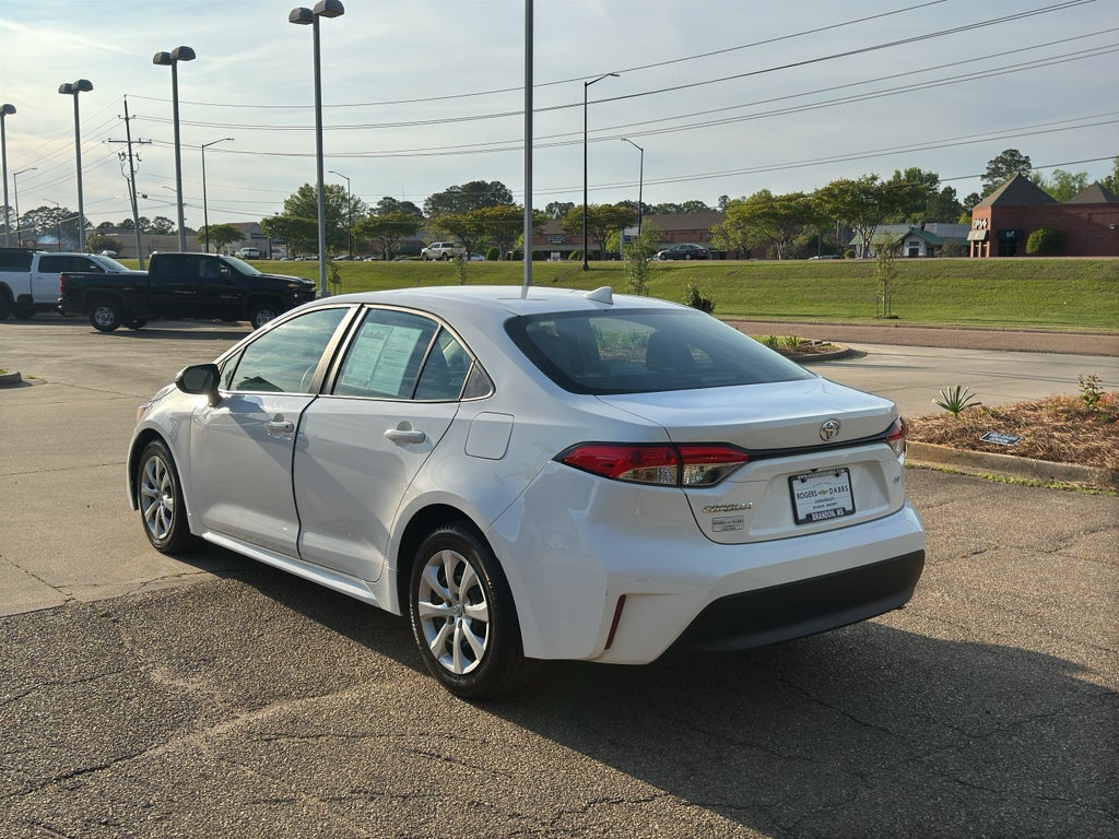 2023 Toyota Corolla LE