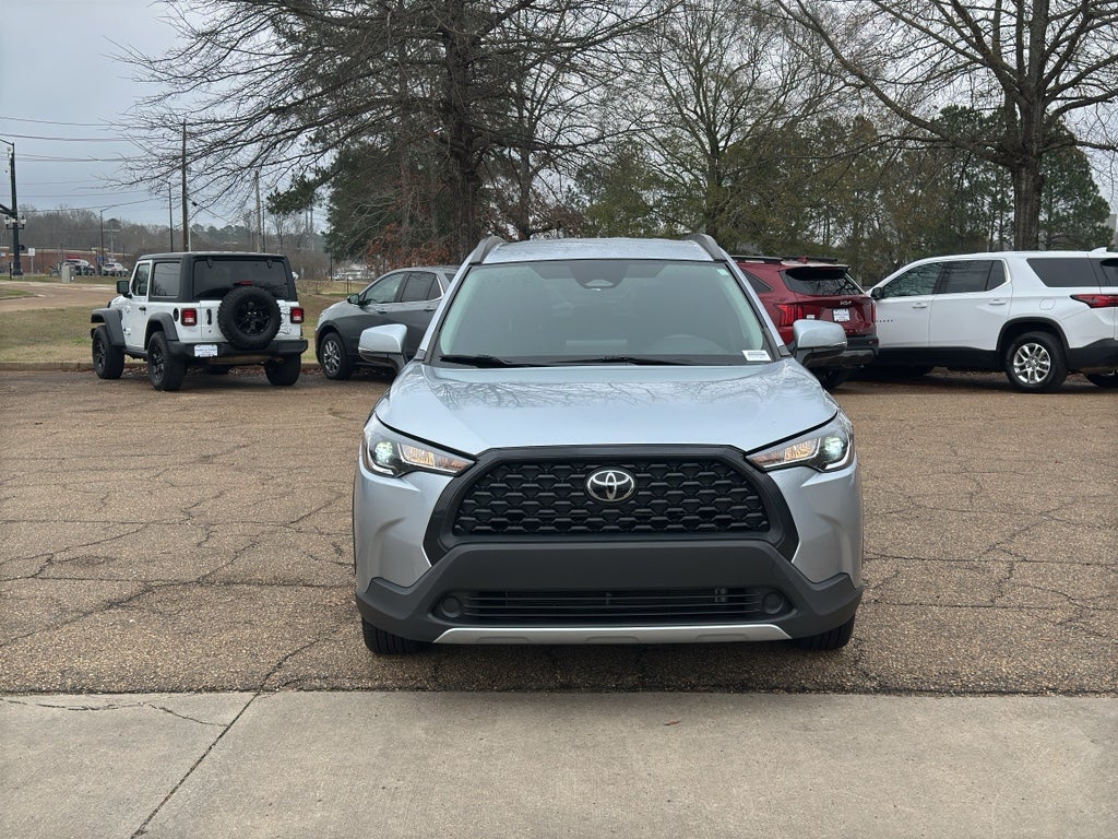 2023 Toyota Corolla Cross LE