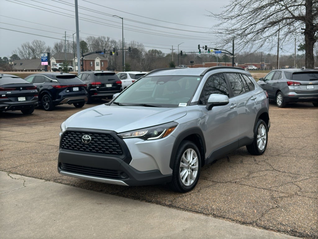 2023 Toyota Corolla Cross LE