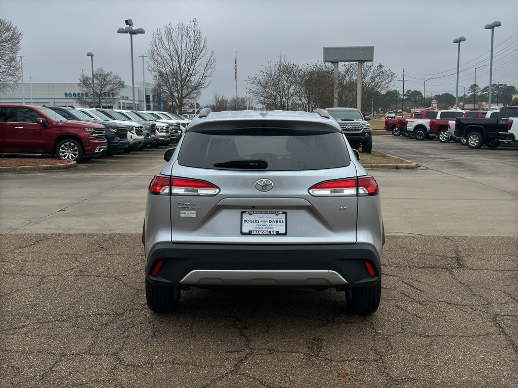 2023 Toyota Corolla Cross LE
