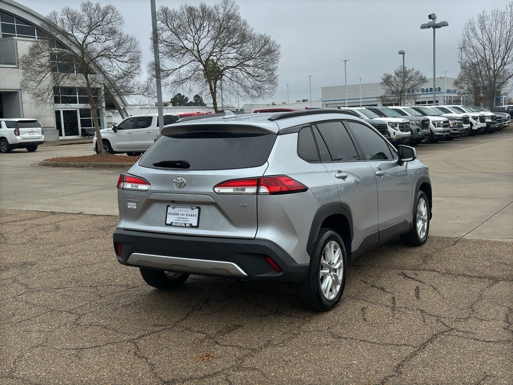 2023 Toyota Corolla Cross LE