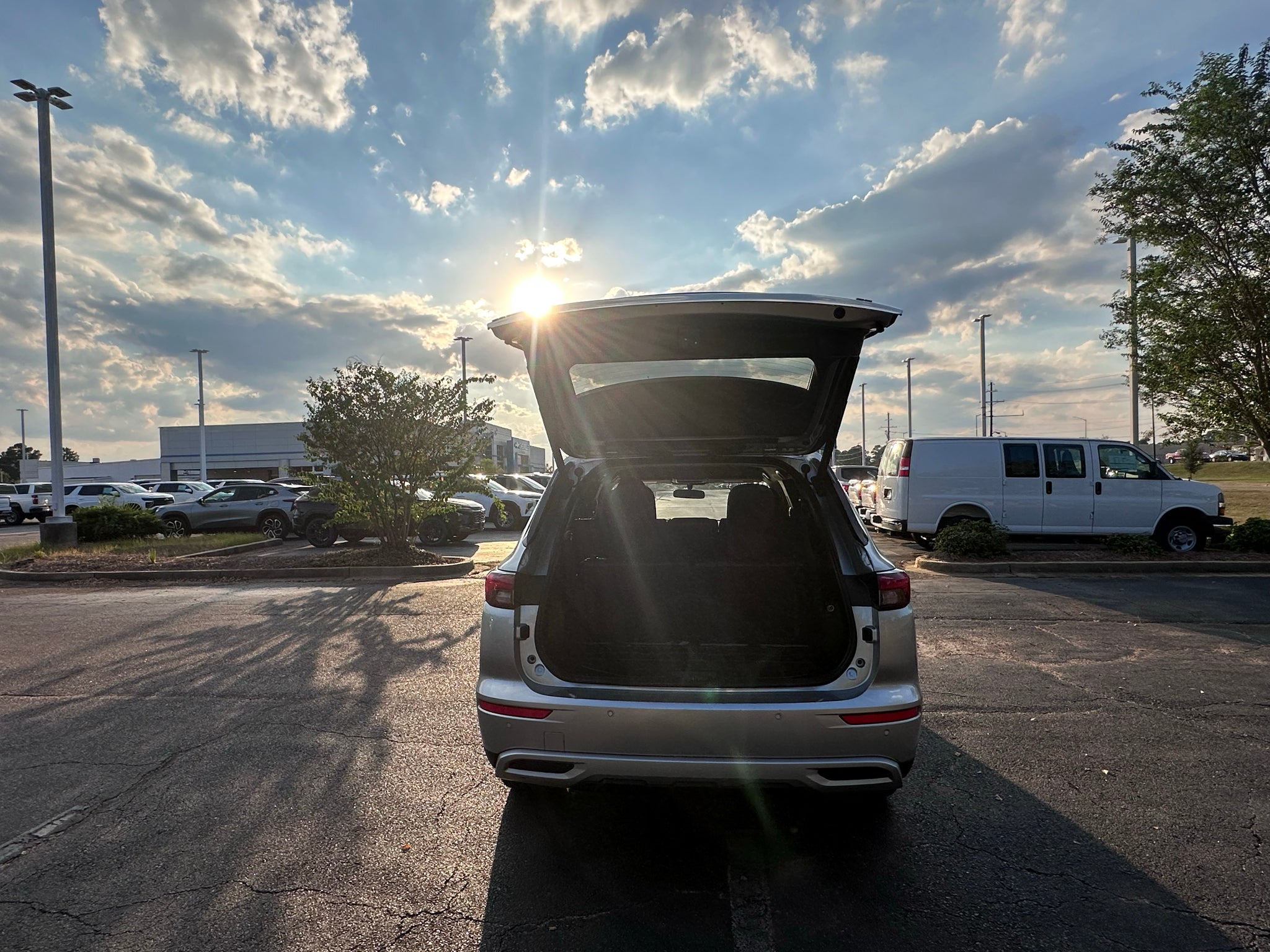 2022 Mitsubishi Outlander SE