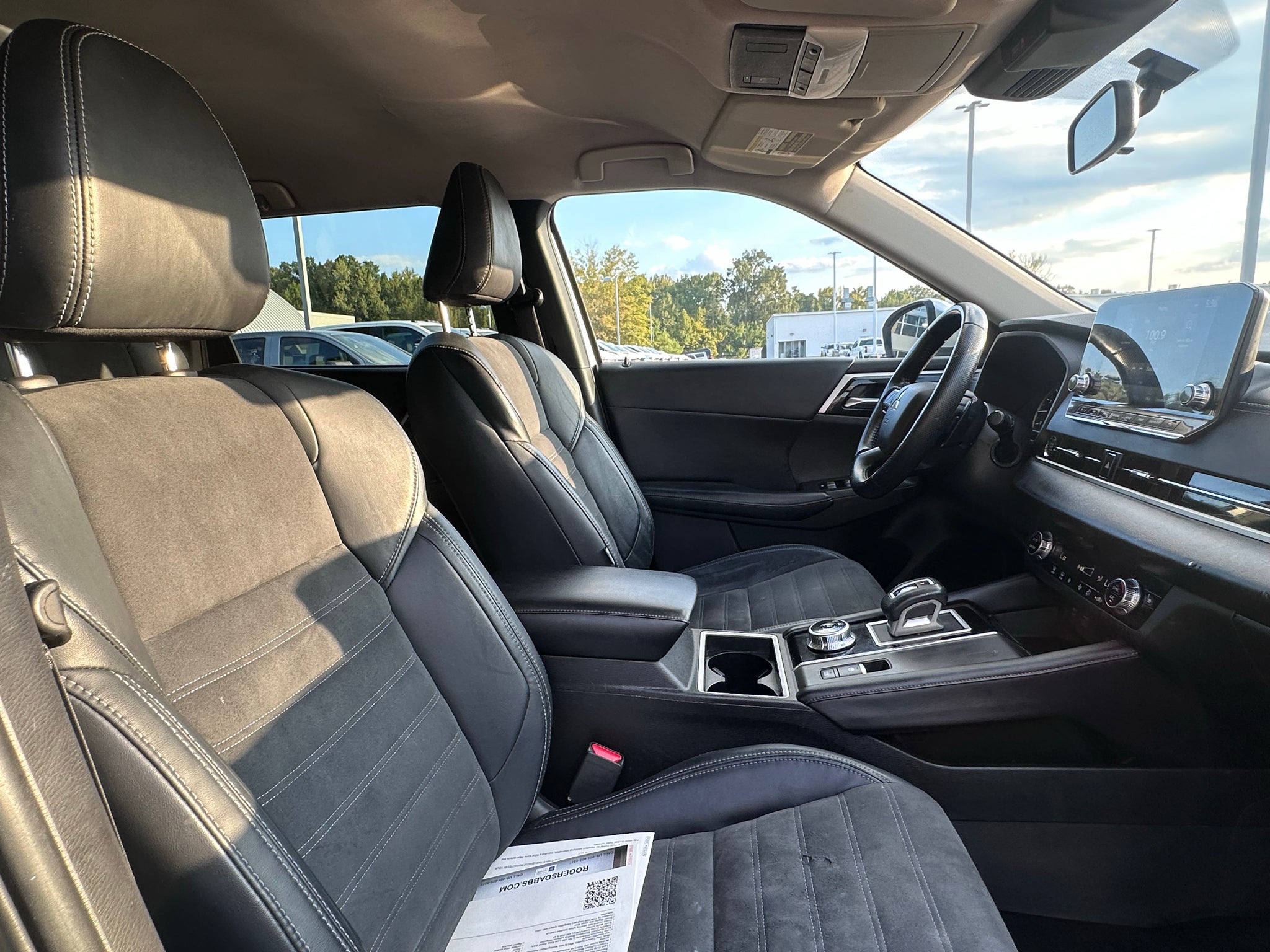 2022 Mitsubishi Outlander SE