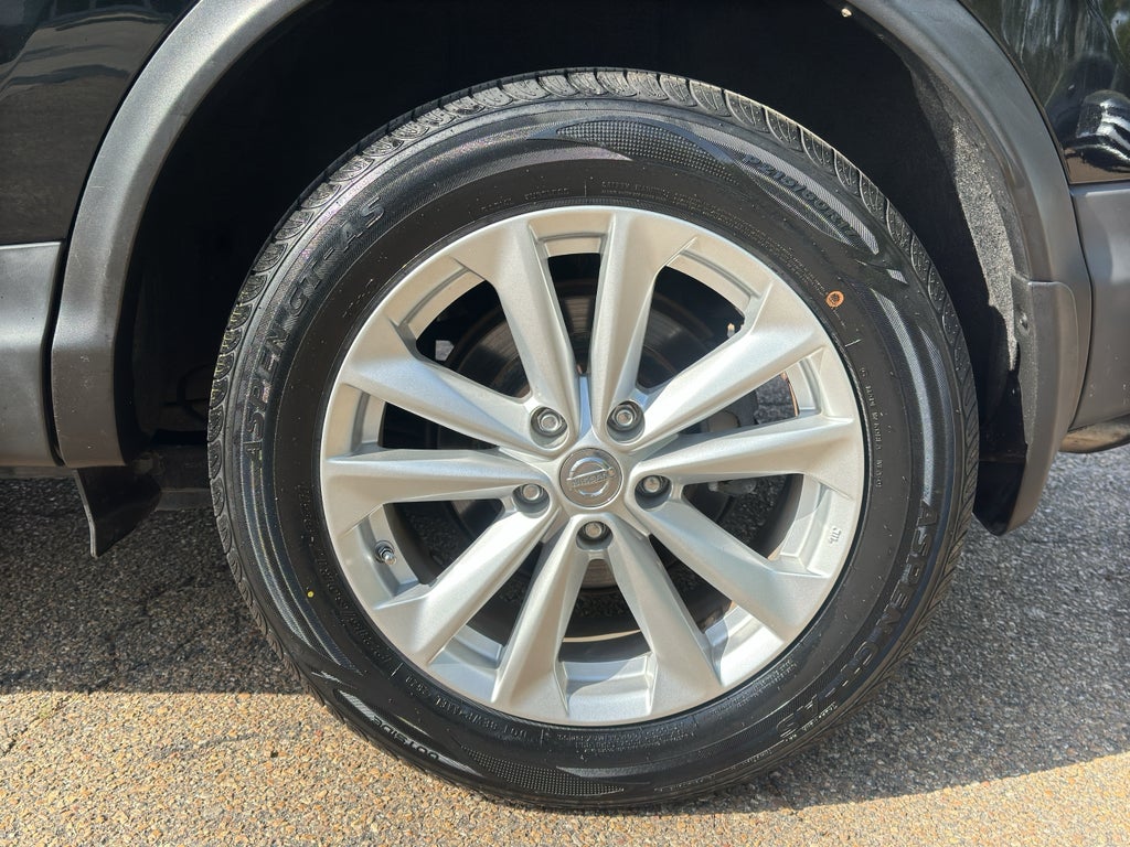 2017 Nissan Rogue Sport SV