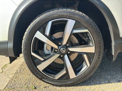 2022 Nissan Rogue Sport SL FWD Xtronic CVT