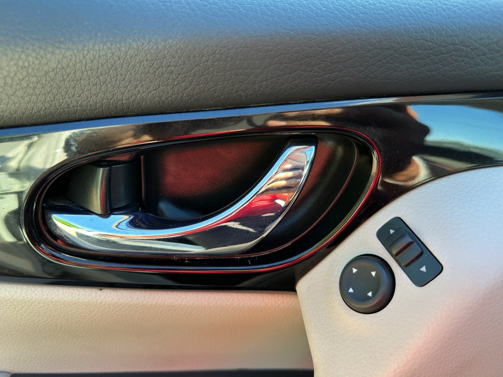 2022 Nissan Rogue Sport SL FWD Xtronic CVT