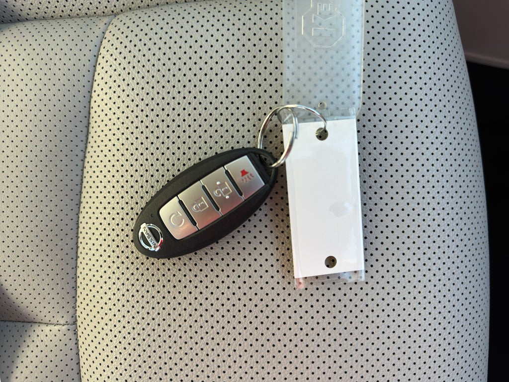 2022 Nissan Rogue Sport SL FWD Xtronic CVT