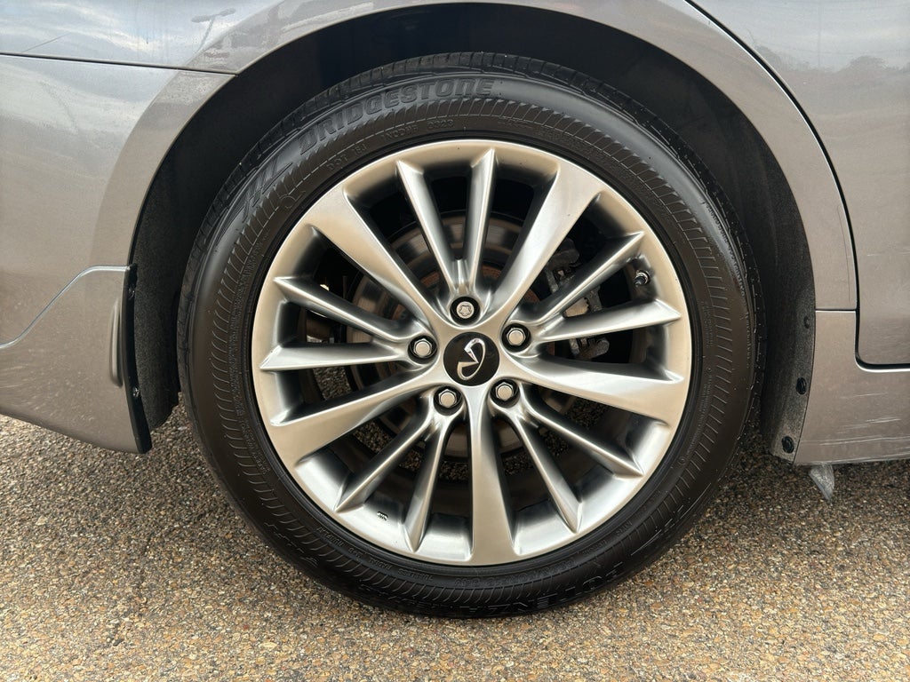 2022 INFINITI Q50 LUXE AWD