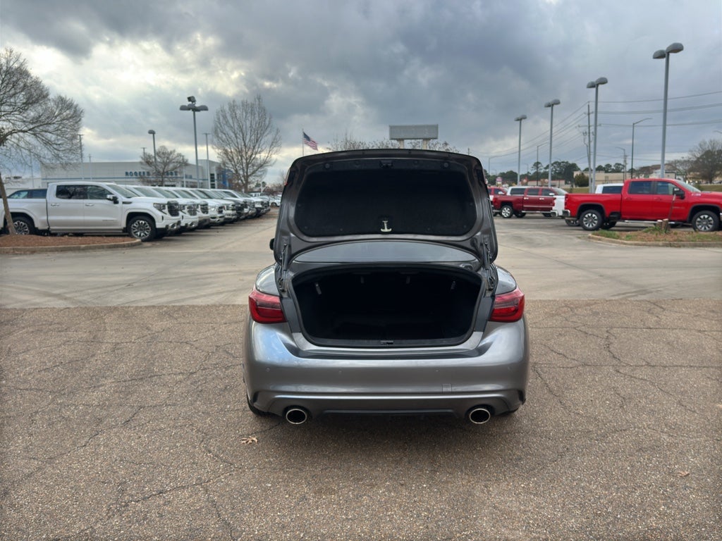 2022 INFINITI Q50 LUXE AWD