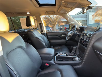 2024 INFINITI QX80 LUXE