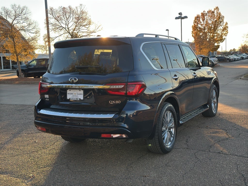 2024 INFINITI QX80 LUXE