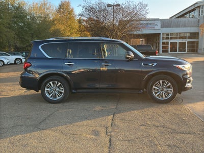 2024 INFINITI QX80 LUXE