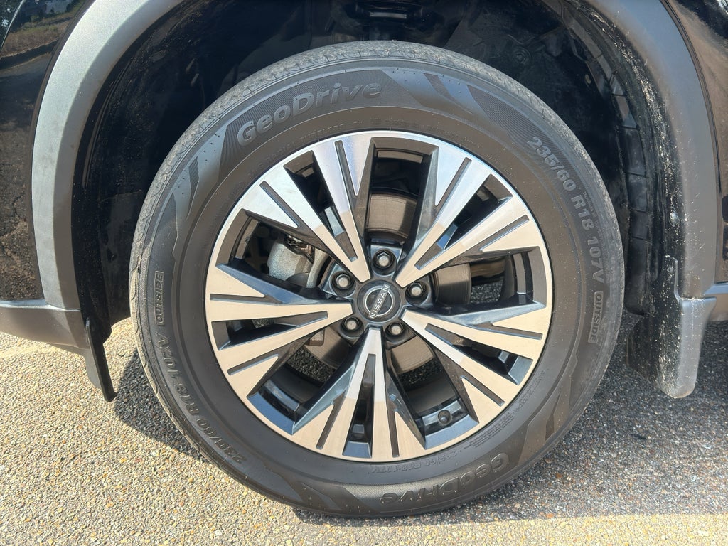 2023 Nissan Rogue SV FWD