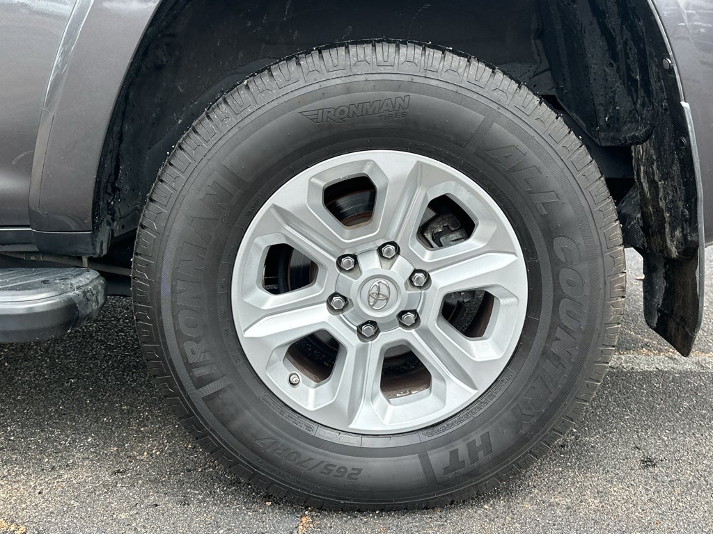 2021 Toyota 4Runner SR5