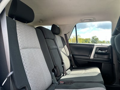 2022 Toyota 4Runner SR5