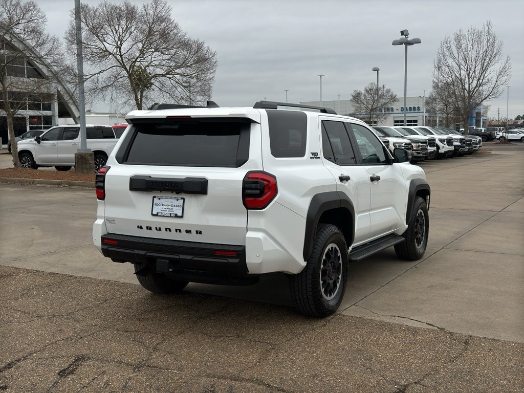 2025 Toyota 4Runner SR5