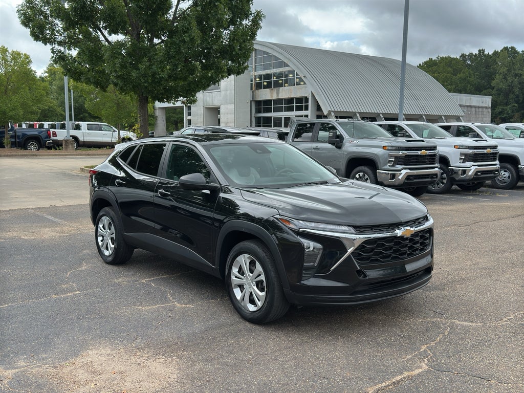 2024 Chevrolet Trax LS