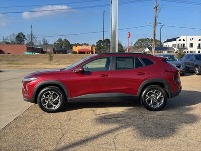 2025 Chevrolet Trax LT
