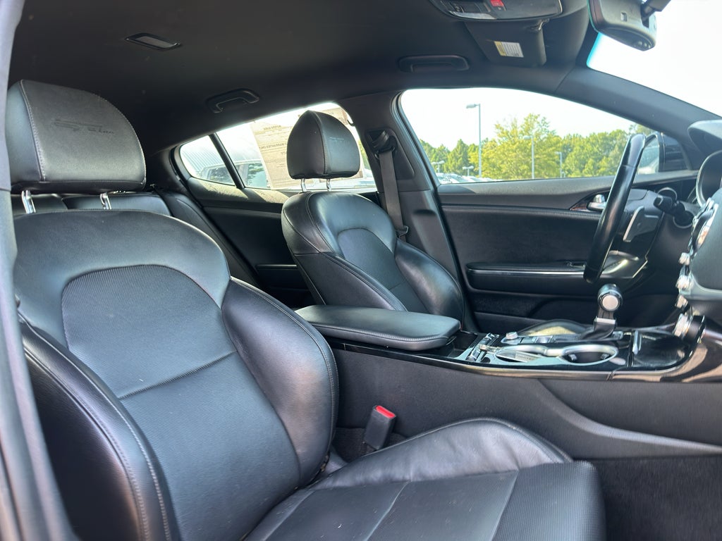 2023 Kia Stinger GT-Line