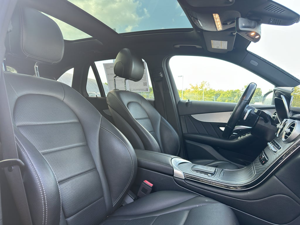 2021 Mercedes-Benz GLC GLC 300